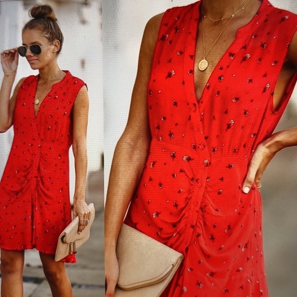 En crime red dress